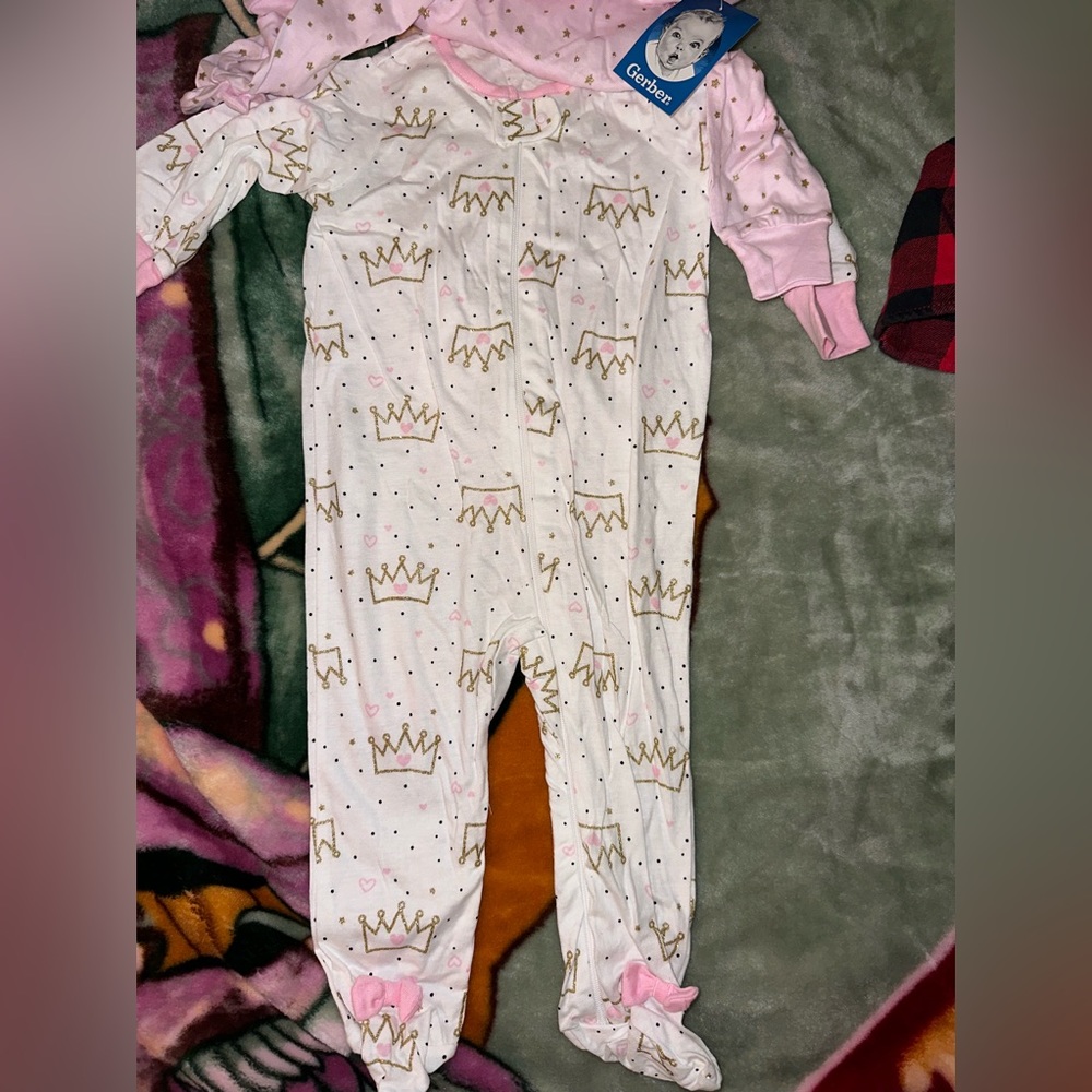cutest White and pink one piece with tag (new)